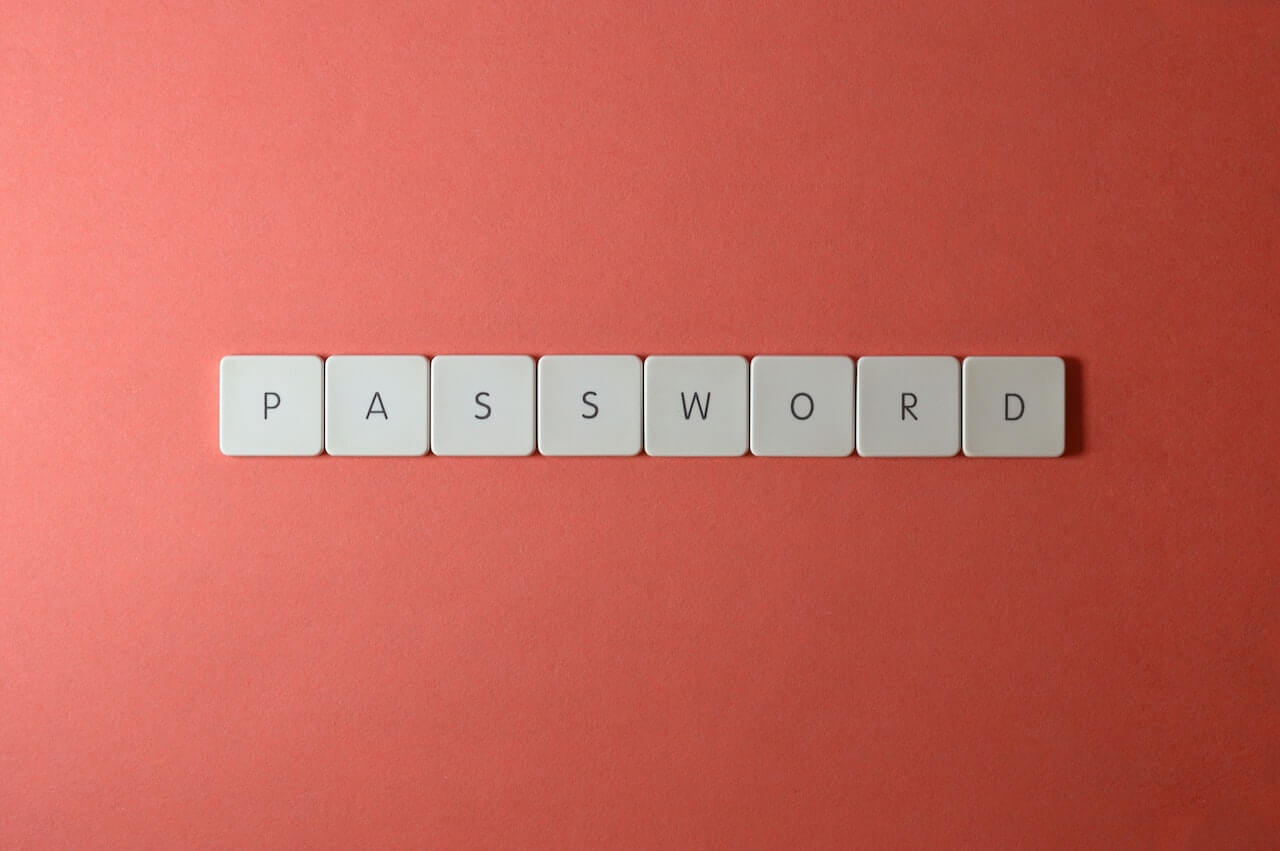 Traditional Passwords VS 2FA